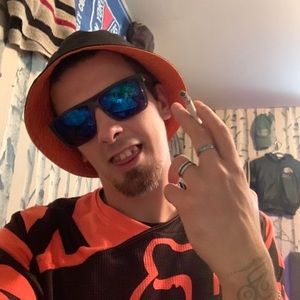 Meet your Posher, Ryan